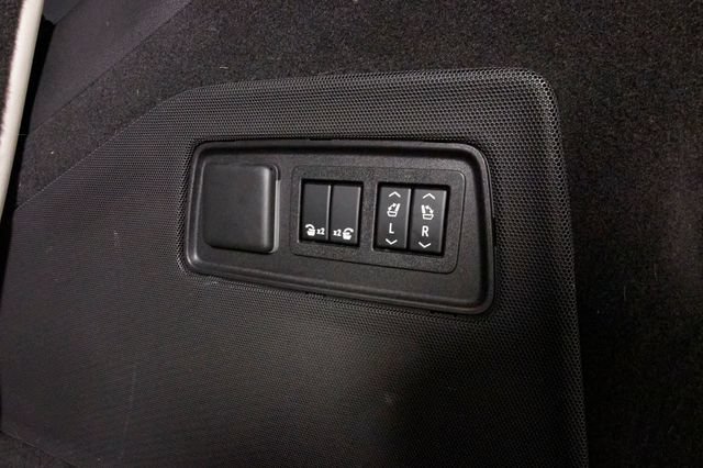 Used 2022 Cadillac Escalade Sport w/ Touring Package AWD/4WD image 27
