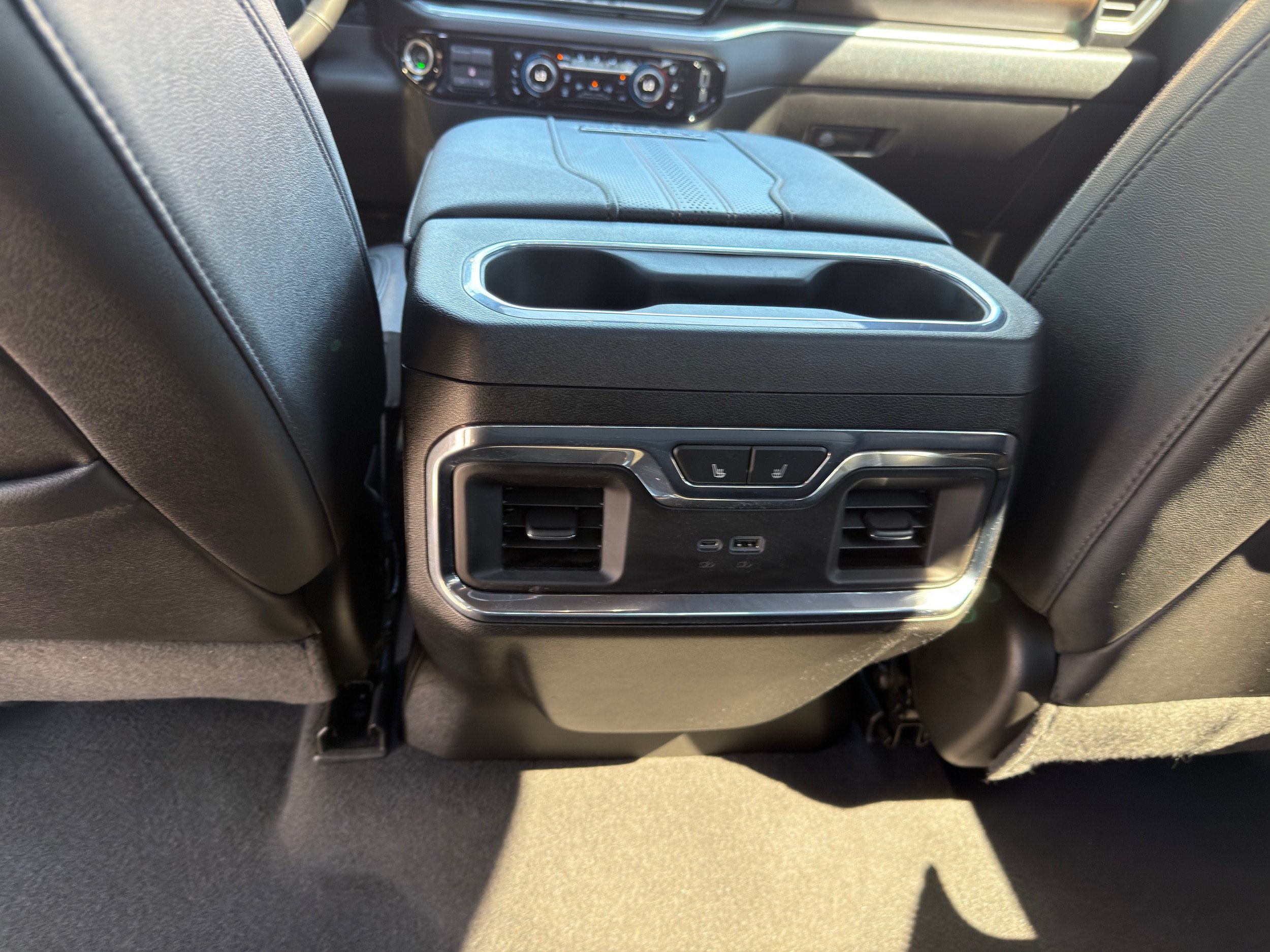 Used 2024 Chevrolet Silverado 2500 High Country AWD/4WD image 28