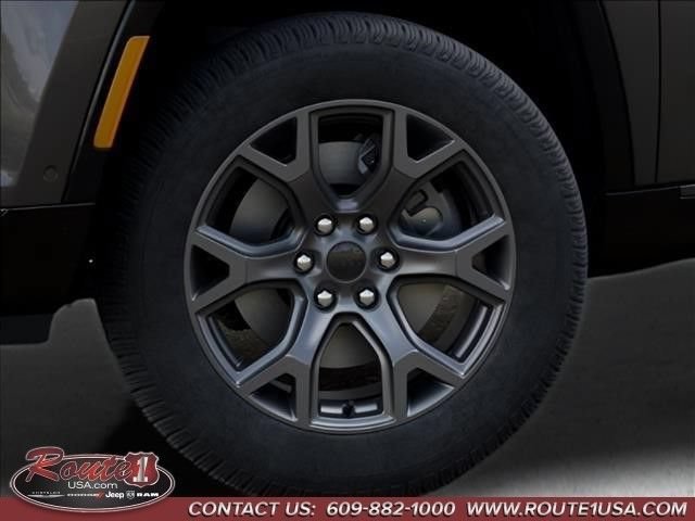 New 2026 Jeep Grand Wagoneer Limited w/ Premium Group II AWD/4WD image 9