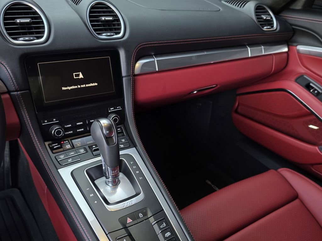 Certified 2025 Porsche 718 Cayman GTS image 21