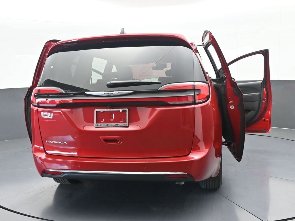New 2026 Chrysler Pacifica Select image 71