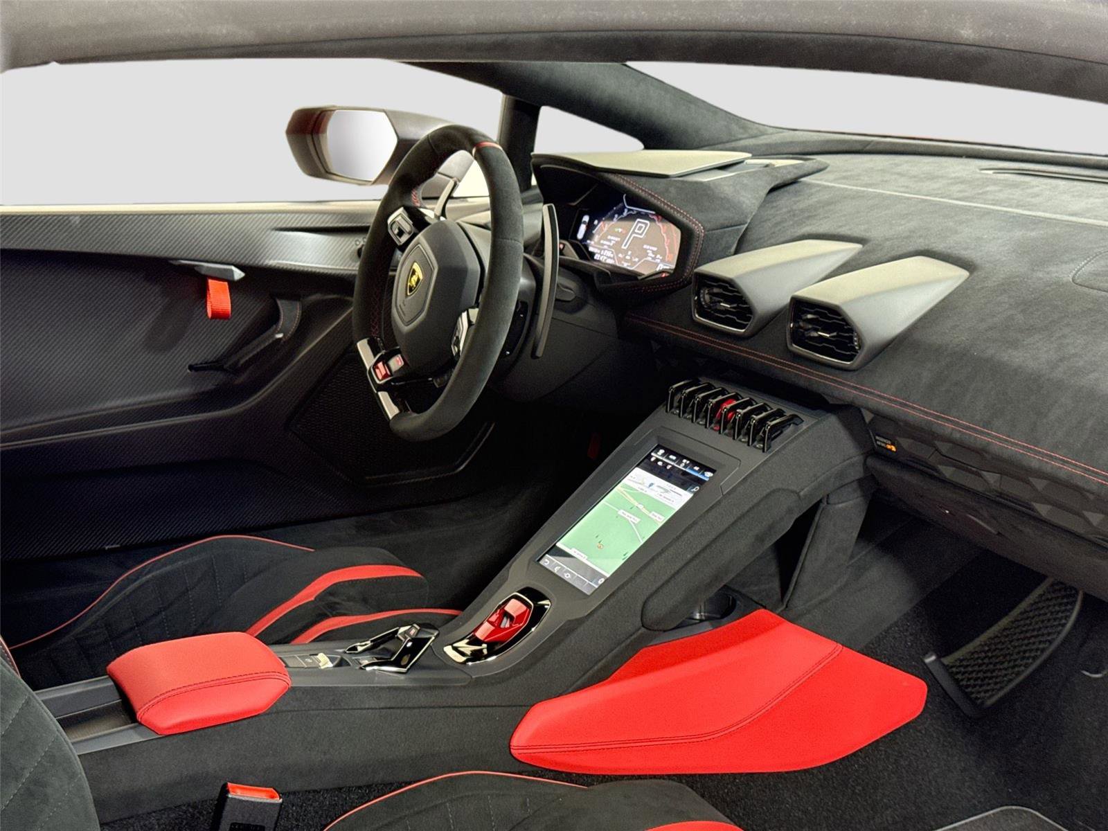 Used 2022 Lamborghini Huracan STO RWD image 30