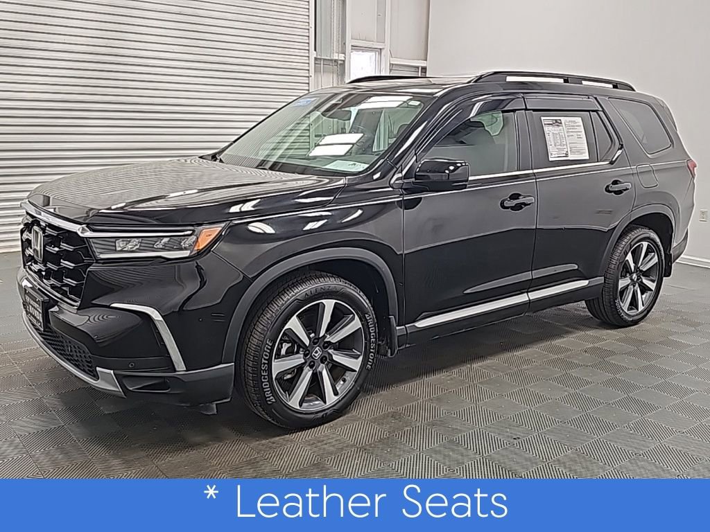 Used 2023 Honda Pilot Touring image 5