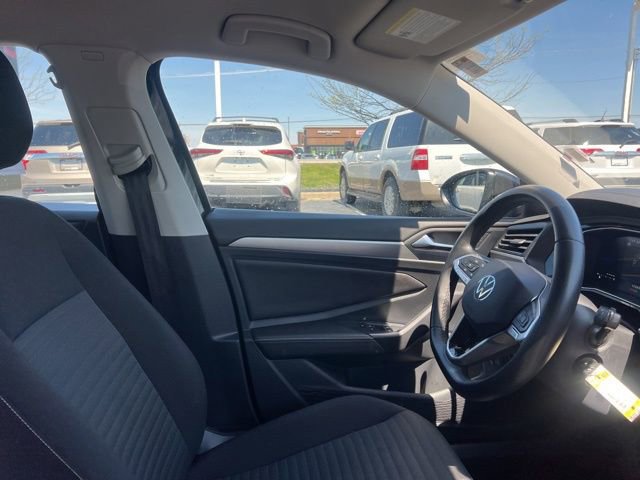 Used 2024 Volkswagen Jetta S image 32