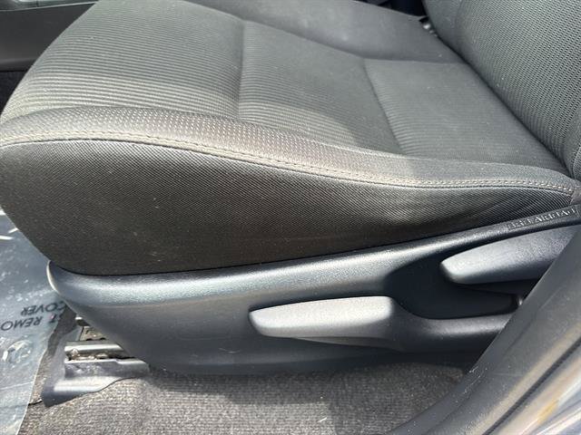 Used 2014 Toyota RAV4 XLE AWD/4WD image 12