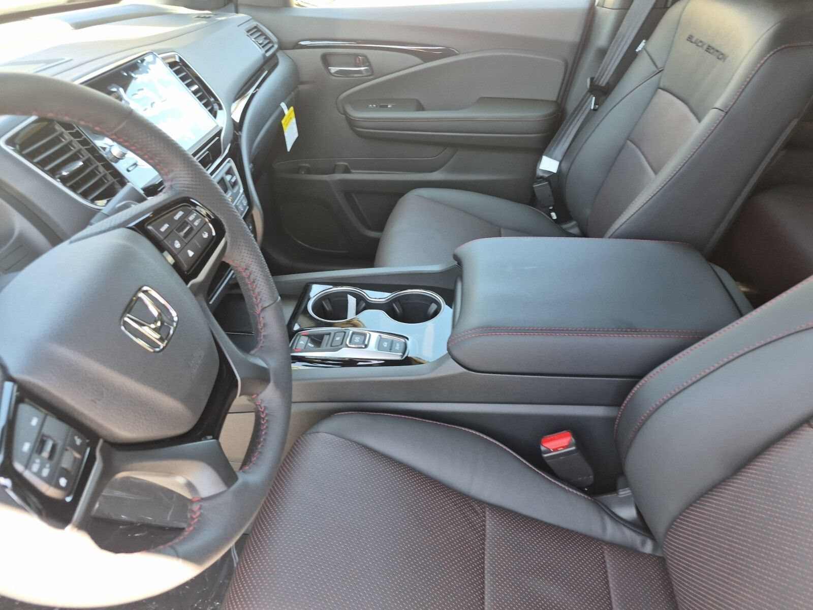 New 2026 Honda Ridgeline Black Edition image 11