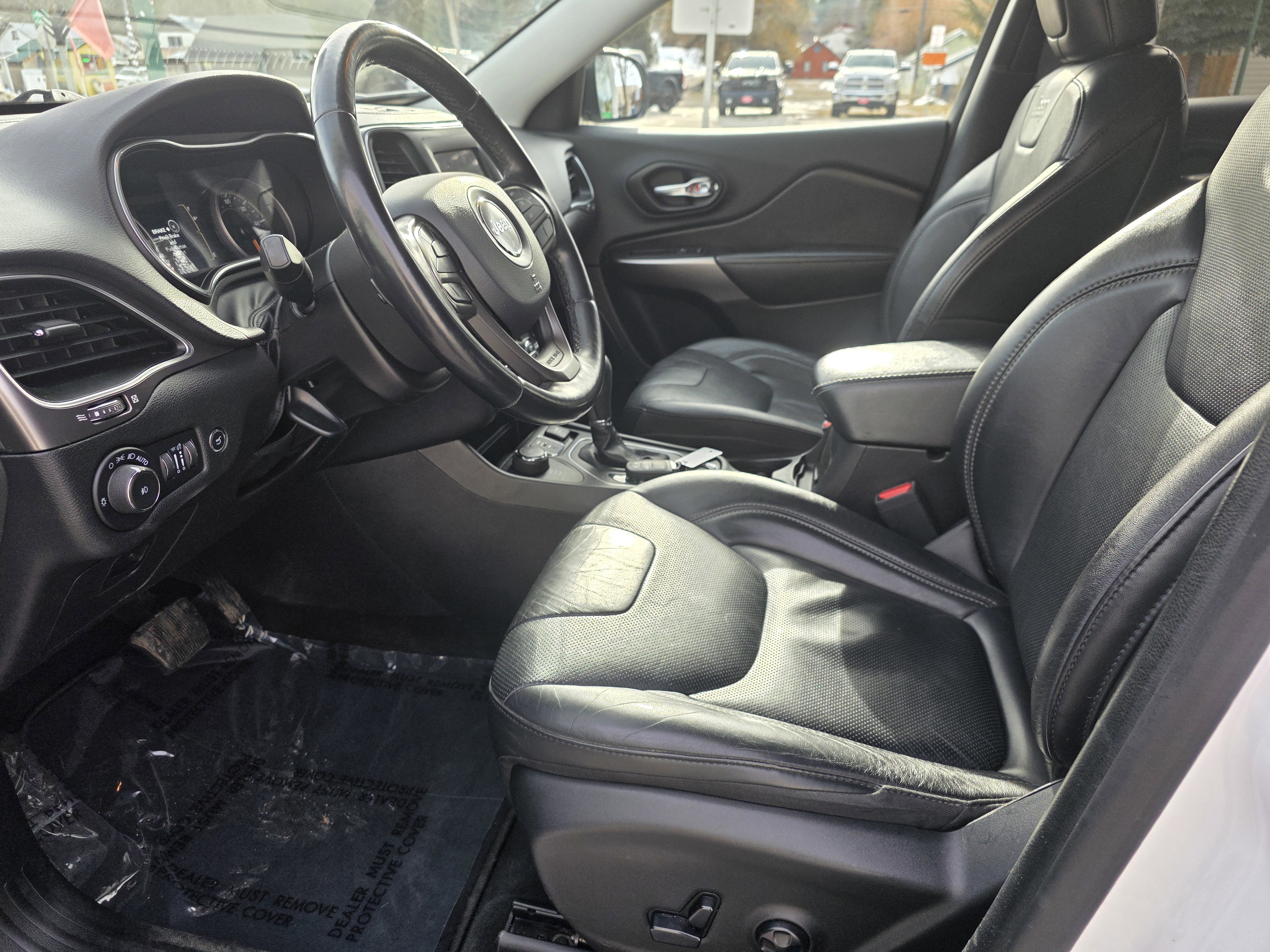 Used 2020 Jeep Cherokee Latitude Lux w/ Comfort/Convenience Group image 7