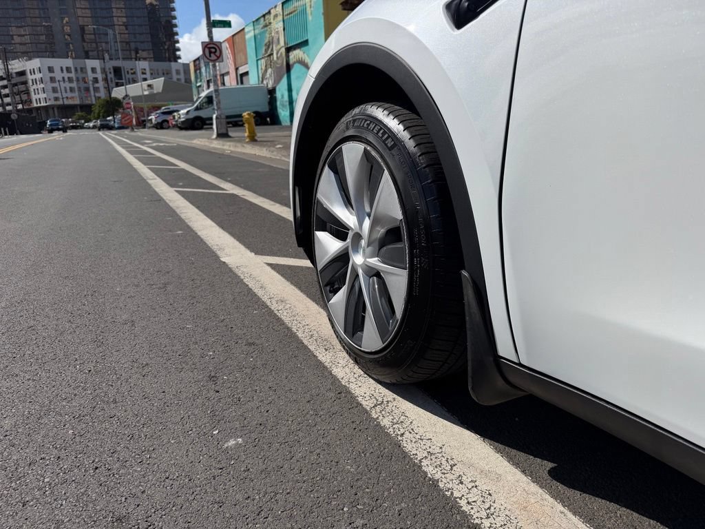 Used 2020 Tesla Model Y Long Range AWD/4WD image 8