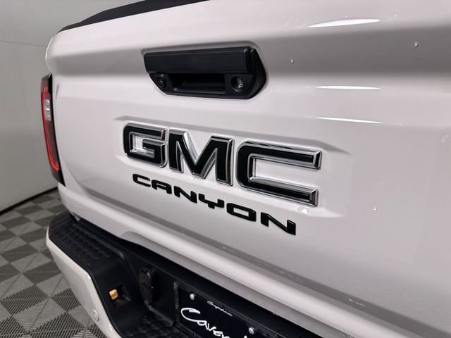 New 2026 GMC Canyon Elevation w/ Convenience Package AWD/4WD image 32