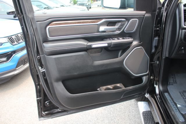 Used 2020 RAM 1500 Laramie AWD/4WD image 22