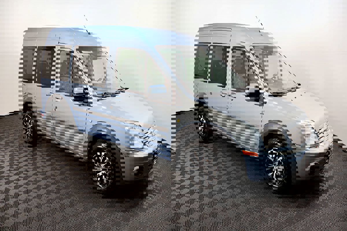 Used 2012 Ford Transit Connect XLT Premium image 5