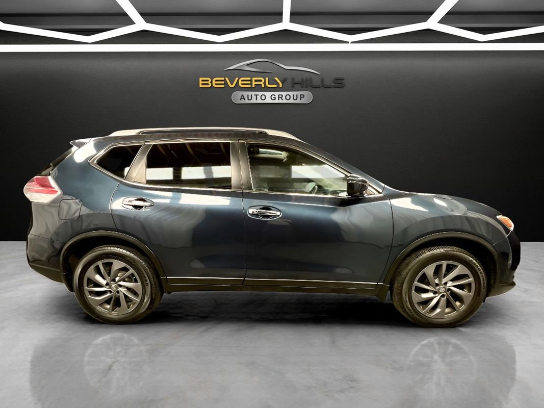 Used 2016 Nissan Rogue SL w/ SL Premium Package image 6
