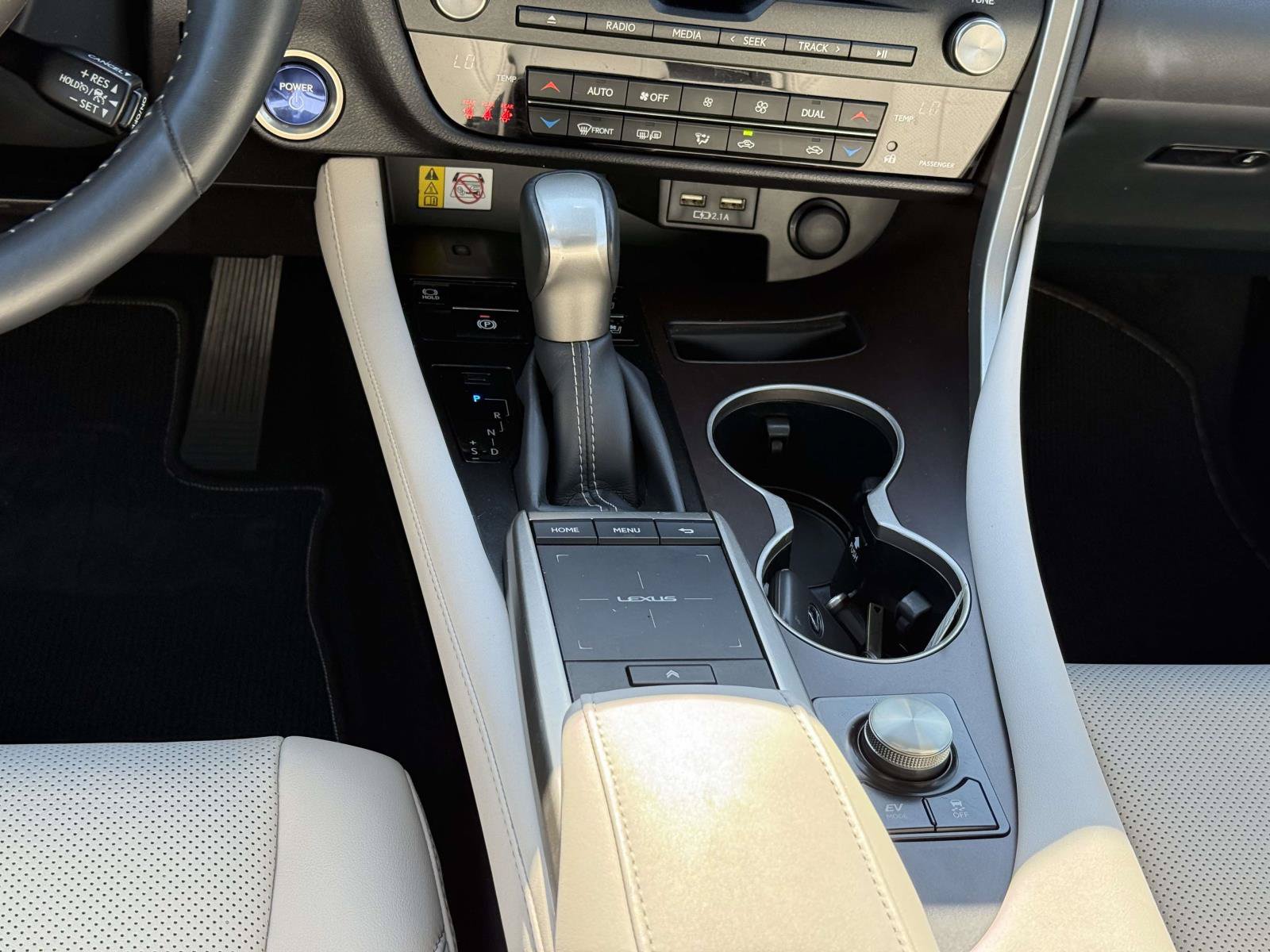 Used 2022 Lexus RX 450h AWD w/ Premium Package image 19