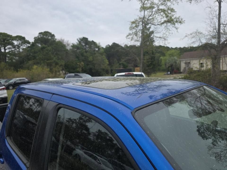 Used 2024 Nissan Frontier SL w/ Technology Package image 10