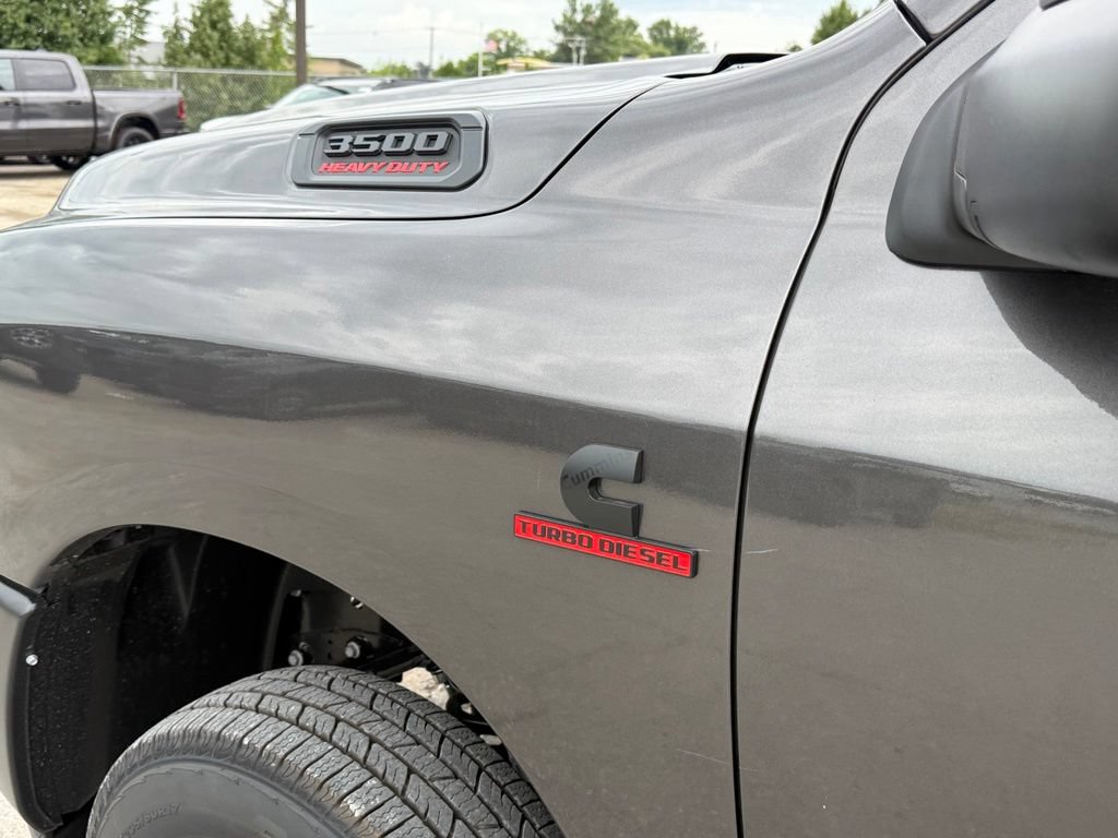 New 2026 RAM 3500 Tradesman AWD/4WD image 11