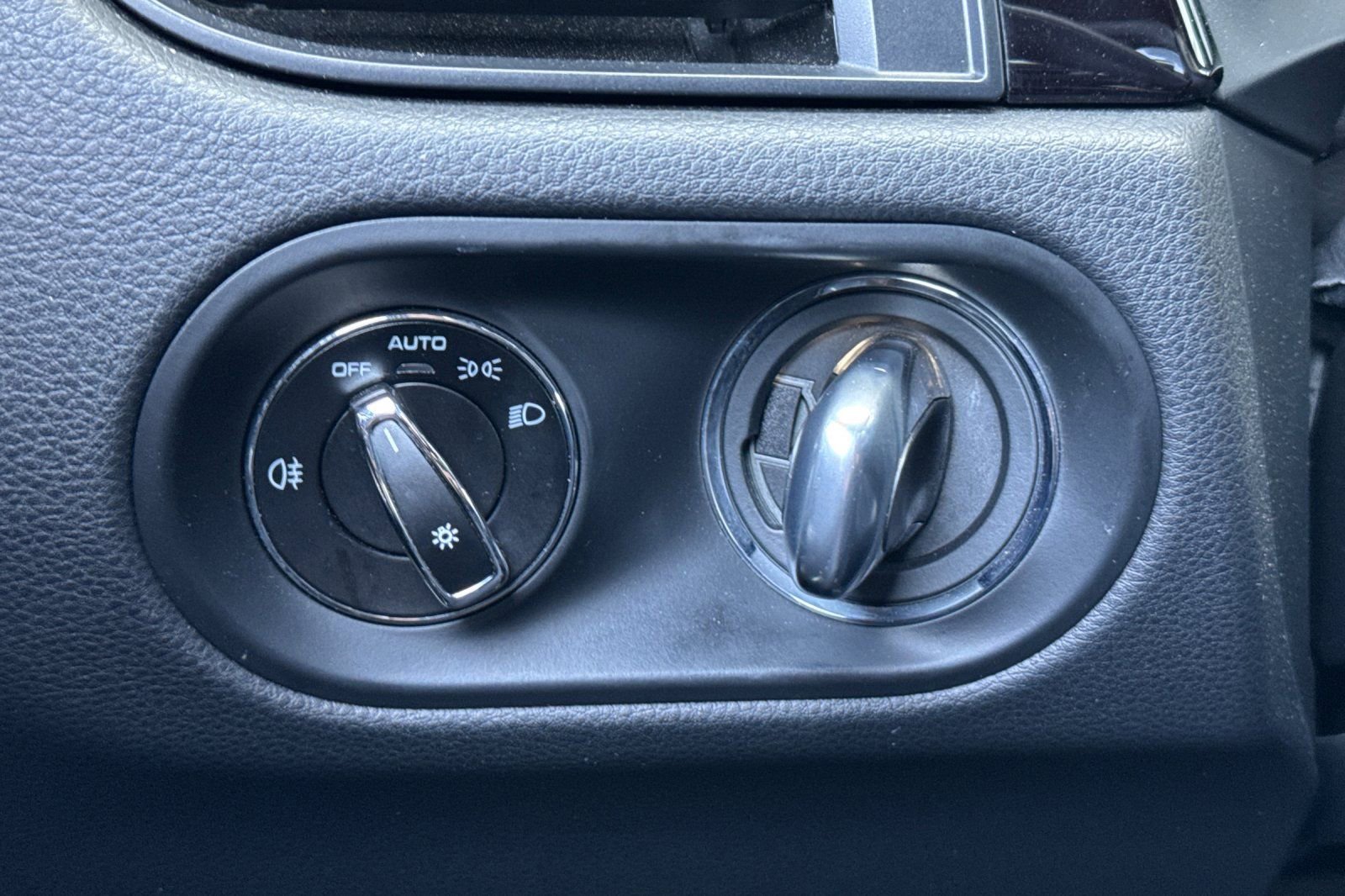 Used 2022 Porsche Macan S image 22