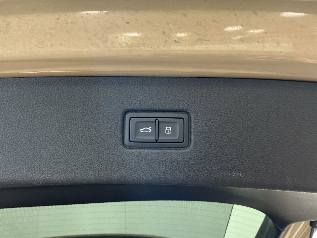 Used 2025 Audi Q7 2.0T Premium Plus image 13