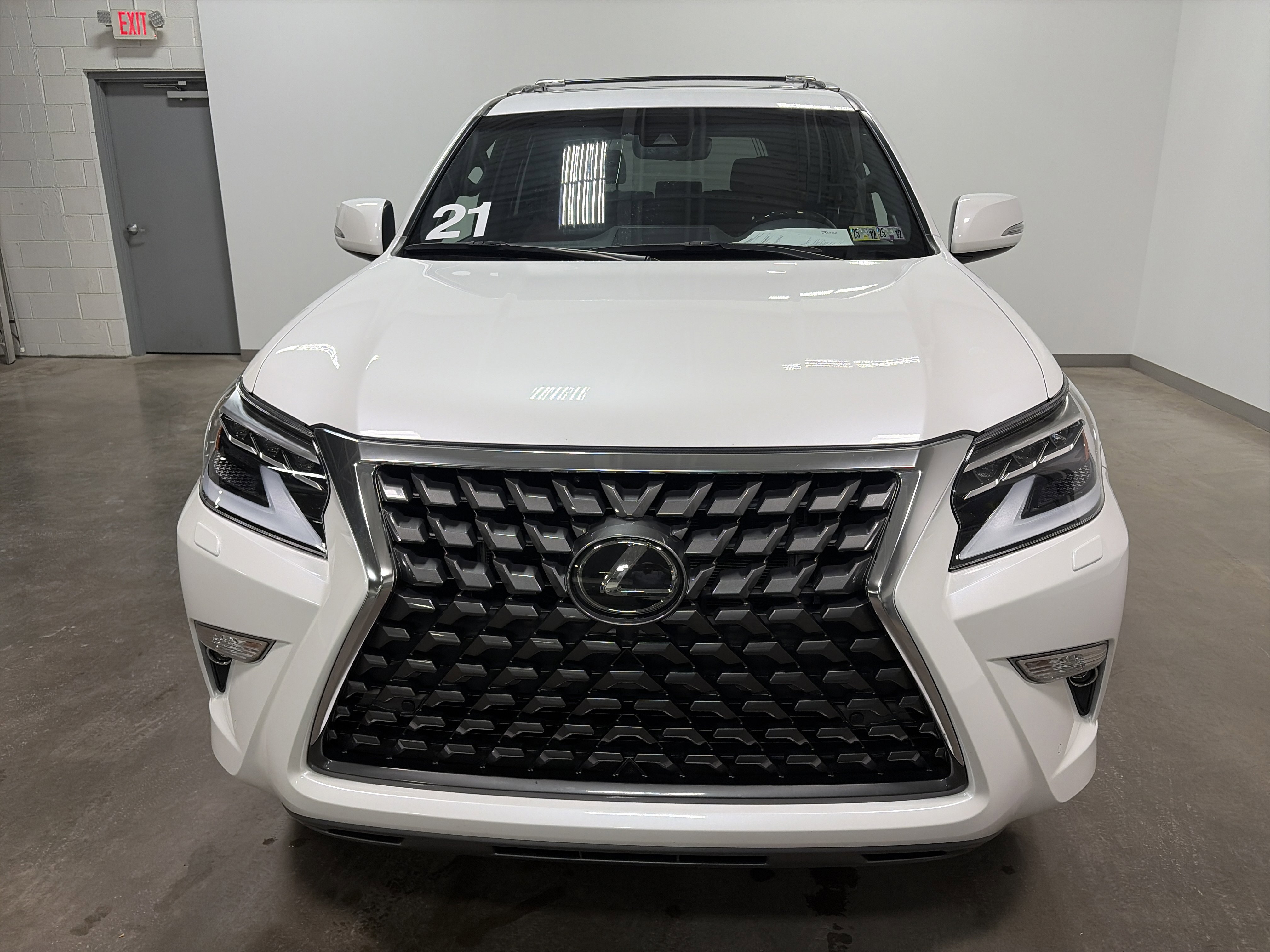 Used 2021 Lexus GX 460 Premium w/ Premium Package image 8