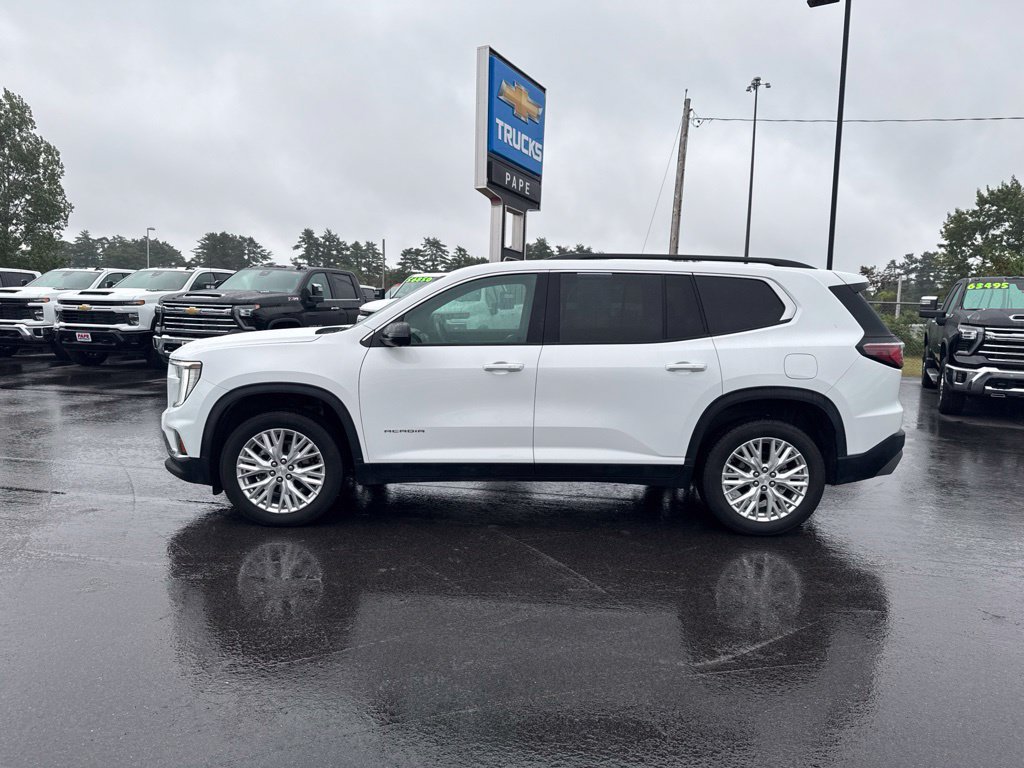 Used 2026 GMC Acadia Elevation w/ Elevation Premium Package AWD/4WD image 9