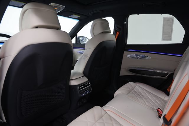 New 2026 Genesis GV70 3.5T Sport Prestige AWD/4WD image 35