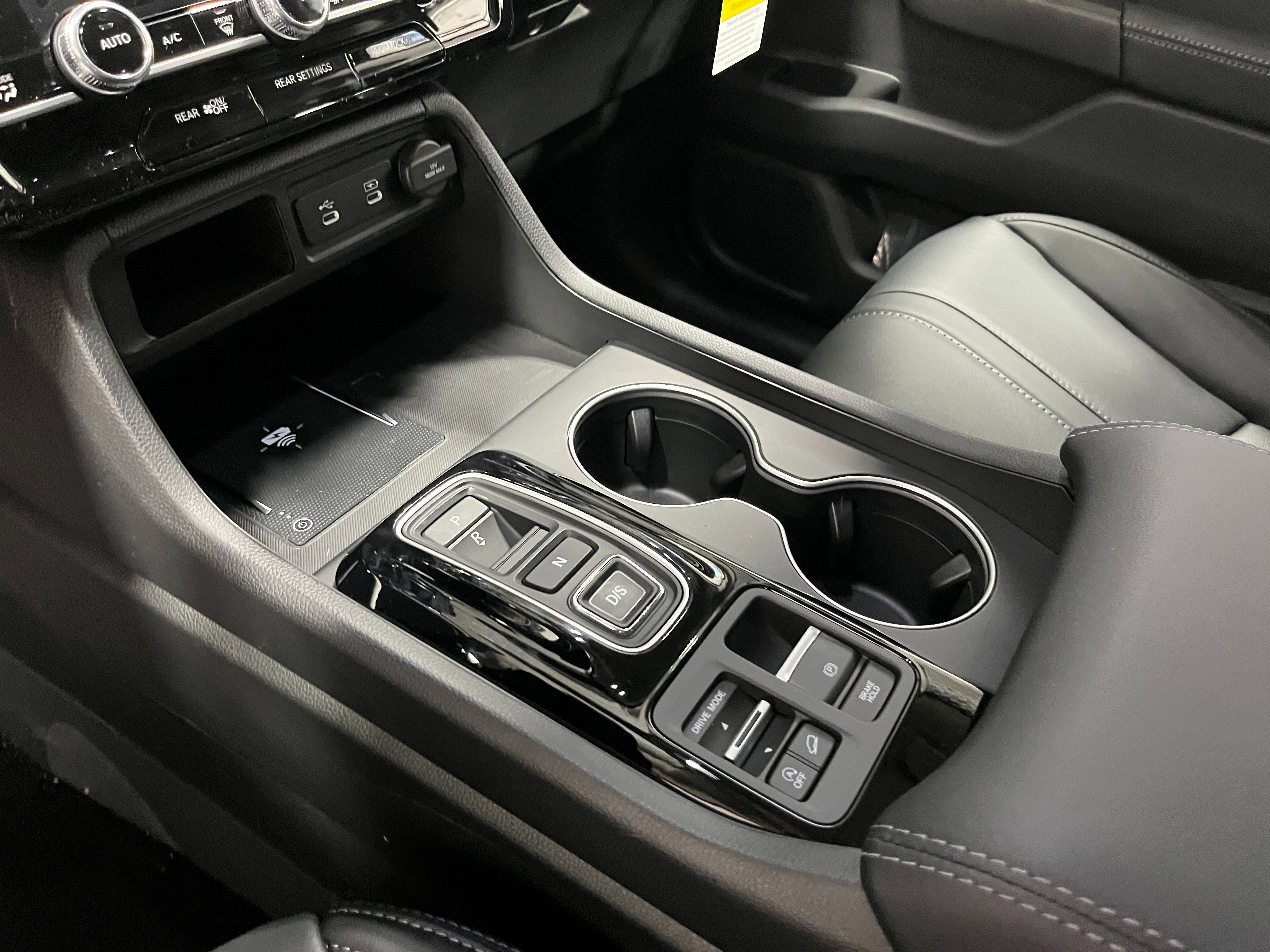 New 2026 Honda Pilot Touring image 21