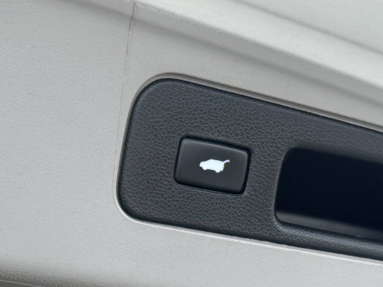Used 2015 Honda Pilot Touring image 18
