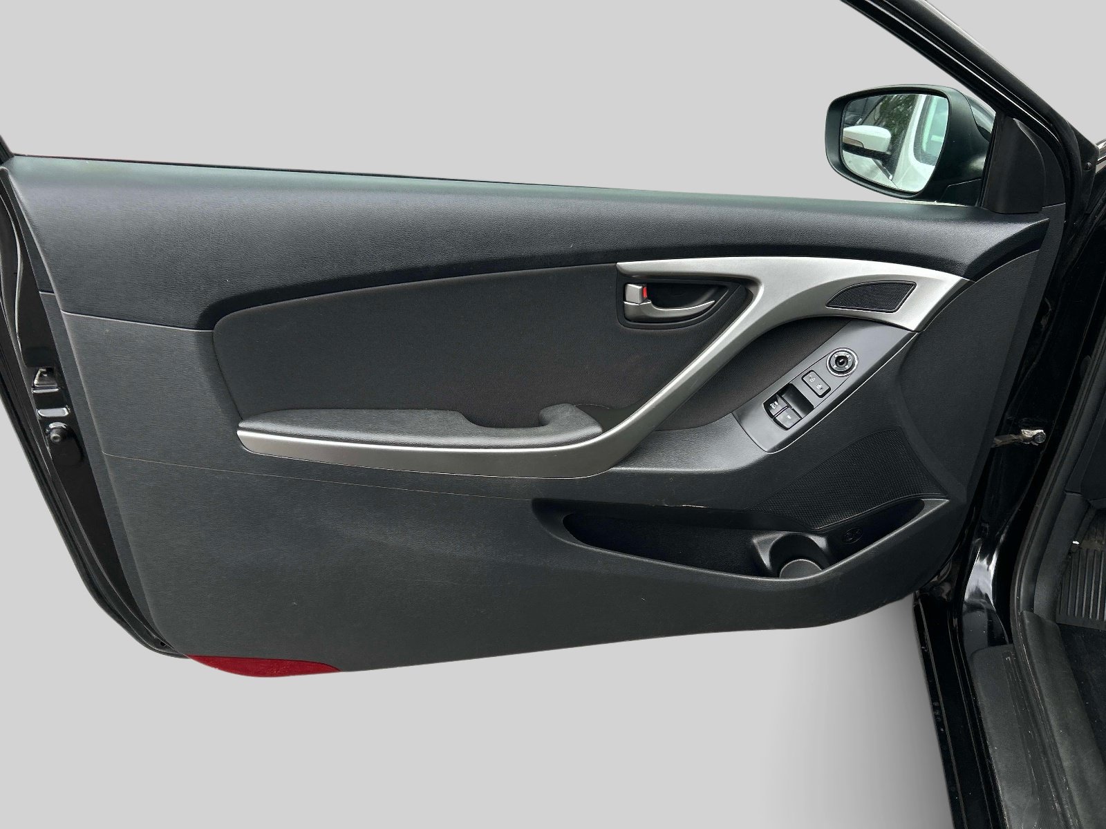 Used 2013 Hyundai Elantra FWD image 13