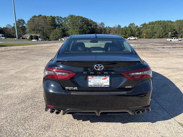 Used 2022 Toyota Camry XSE image 7