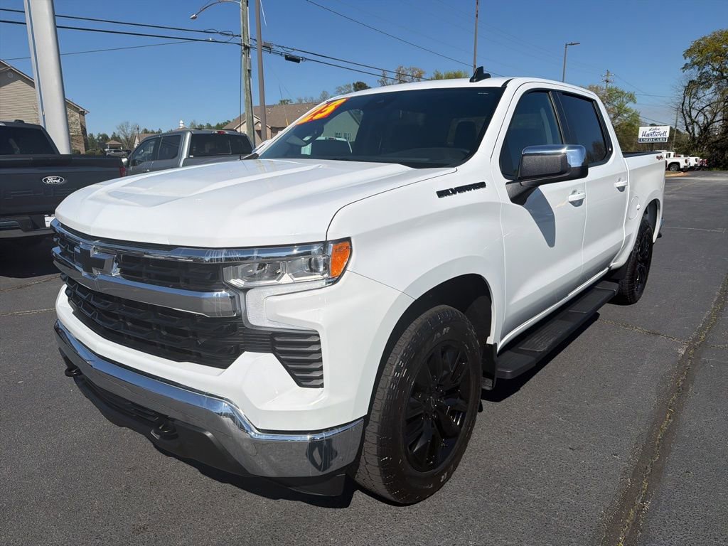 Used 2023 Chevrolet Silverado 1500 LT image 4