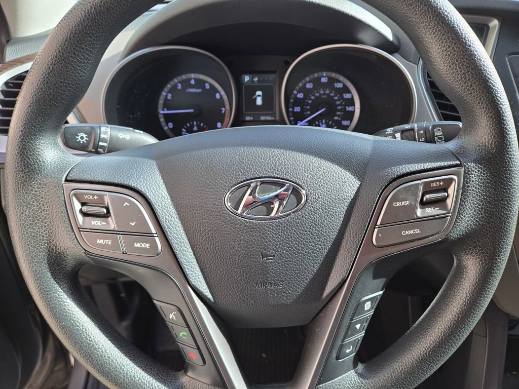 Used 2018 Hyundai Santa Fe Sport image 9