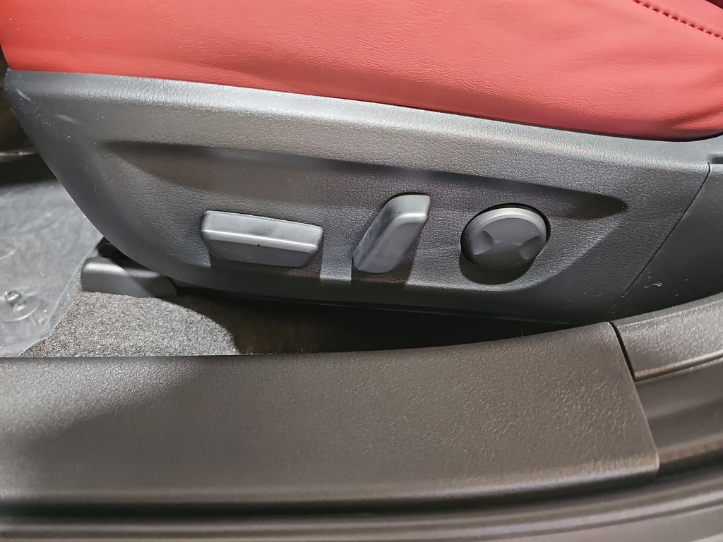 New 2026 MAZDA MAZDA3 2.5 S Hatchback w/ Premium Pkg image 30