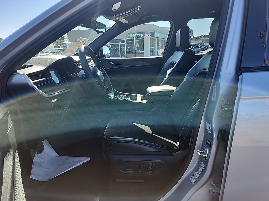 Used 2024 Jeep Grand Cherokee Altitude image 21