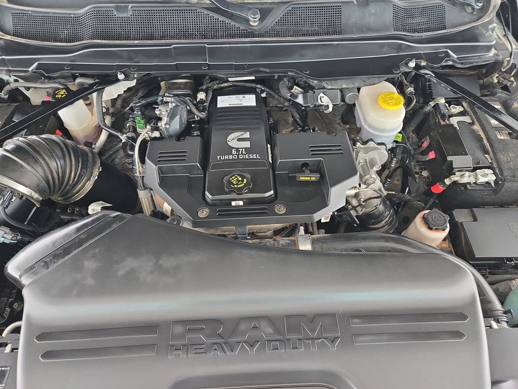 Used 2024 RAM 2500 Laramie w/ Safety Group AWD/4WD image 36