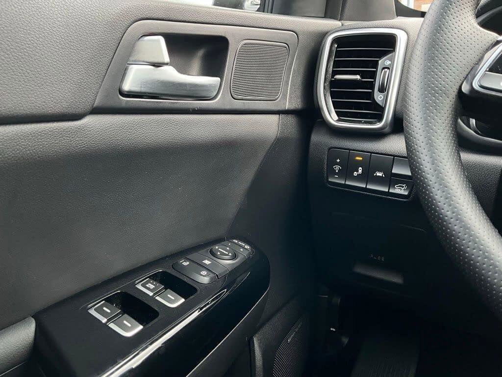 Used 2020 Kia Sportage SX image 23