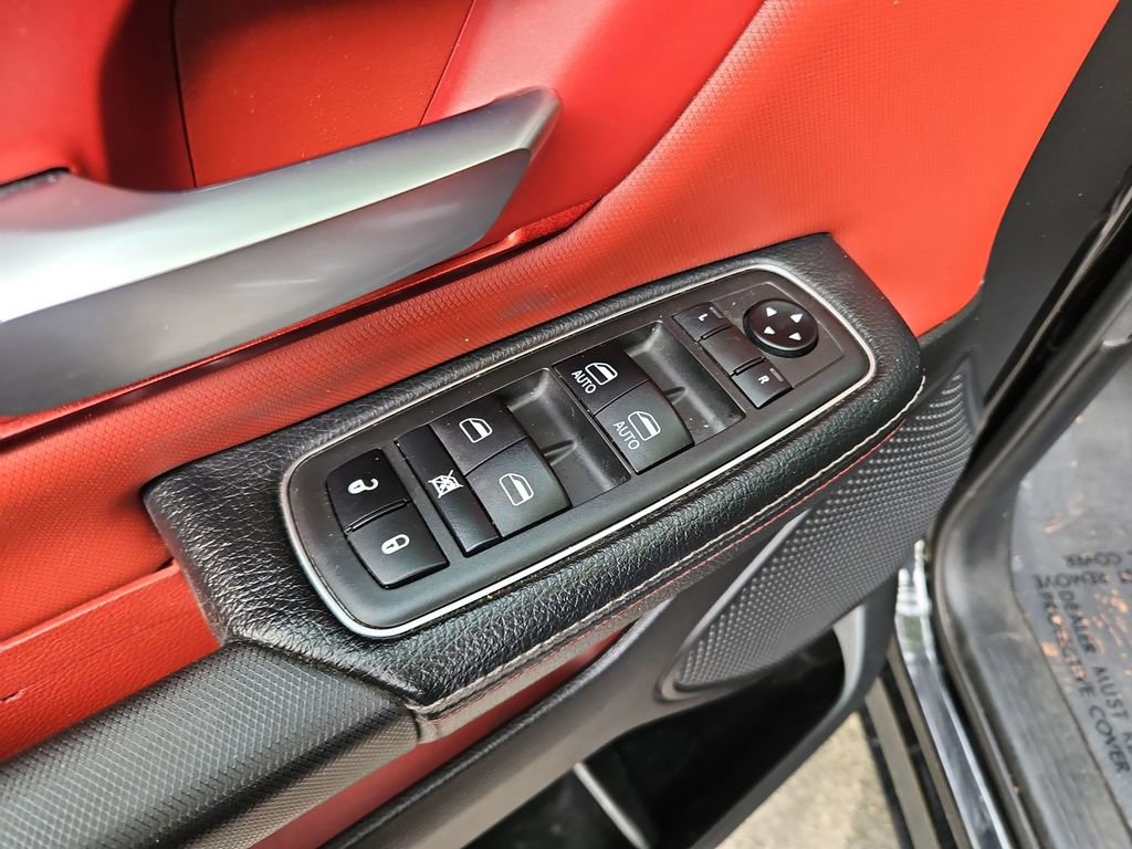 Used 2019 RAM 1500 Rebel AWD/4WD image 26