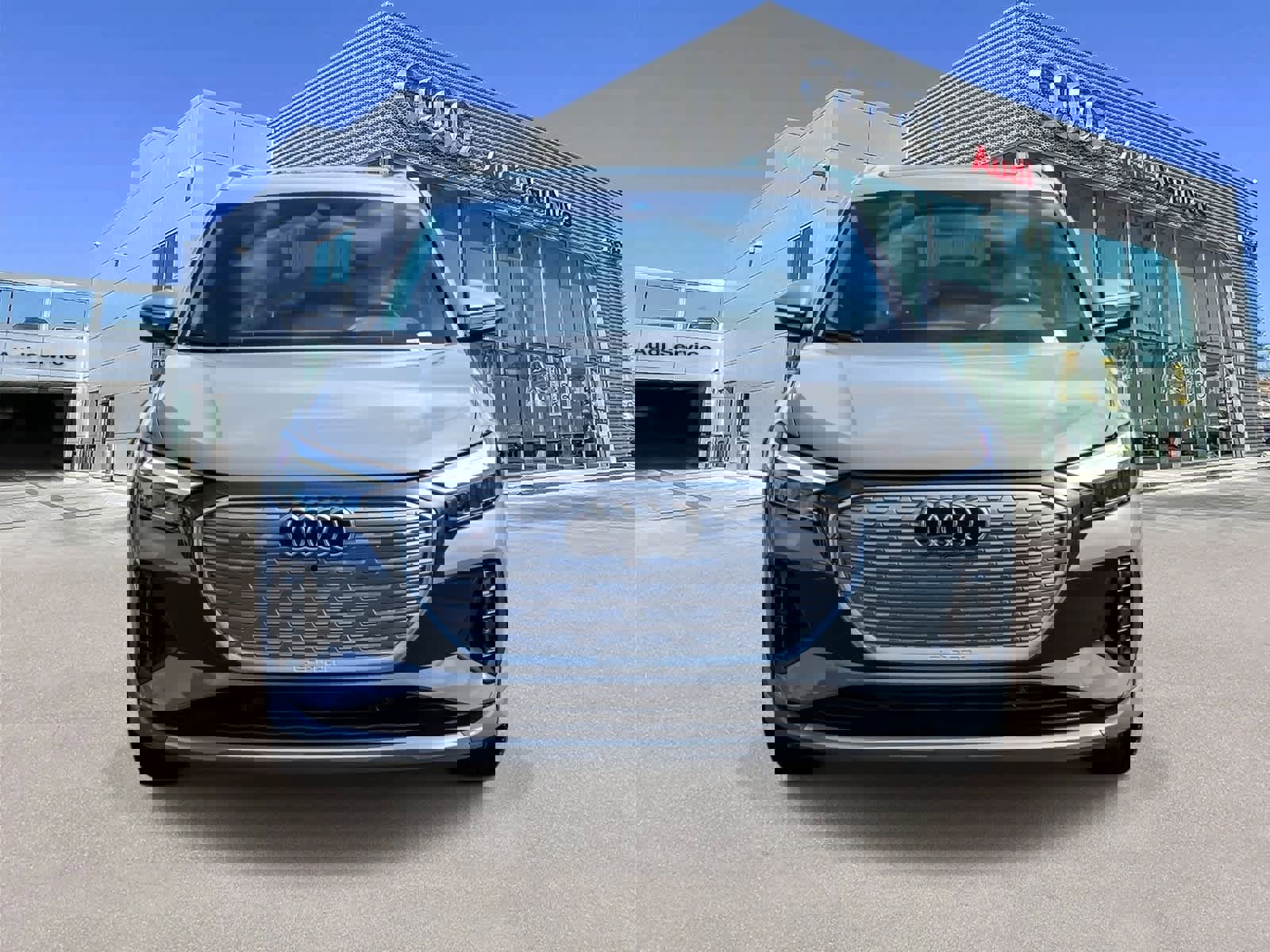 Used 2023 Audi Q4 e-tron Premium w/ Convenience Package image 6