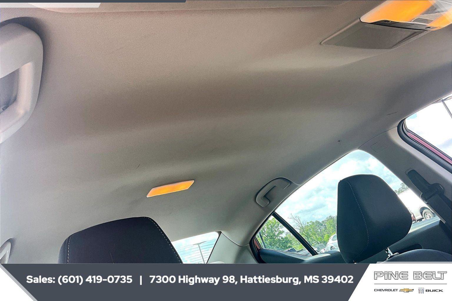 Used 2025 Nissan Altima 2.5 SV image 16