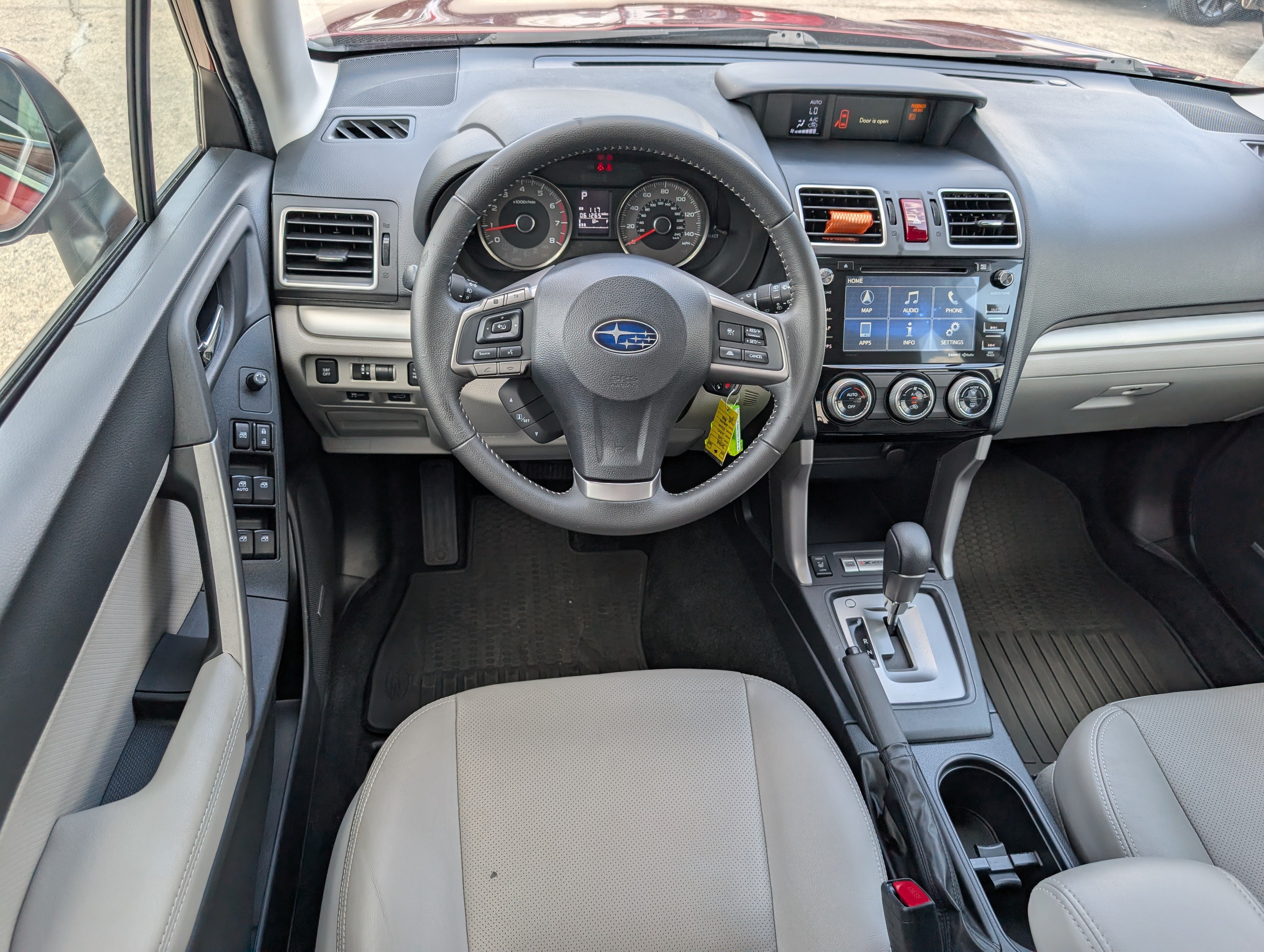 Used 2016 Subaru Forester 2.5i Limited AWD/4WD image 8