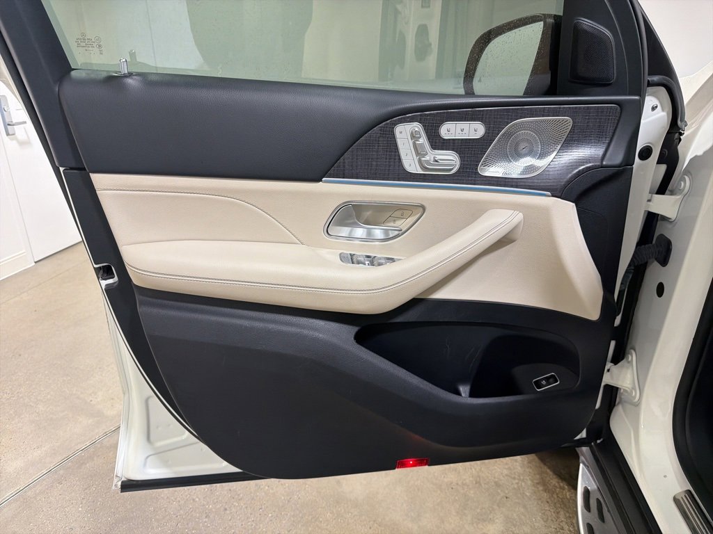 Used 2022 Mercedes-Benz GLS 450 GLS 450 image 9