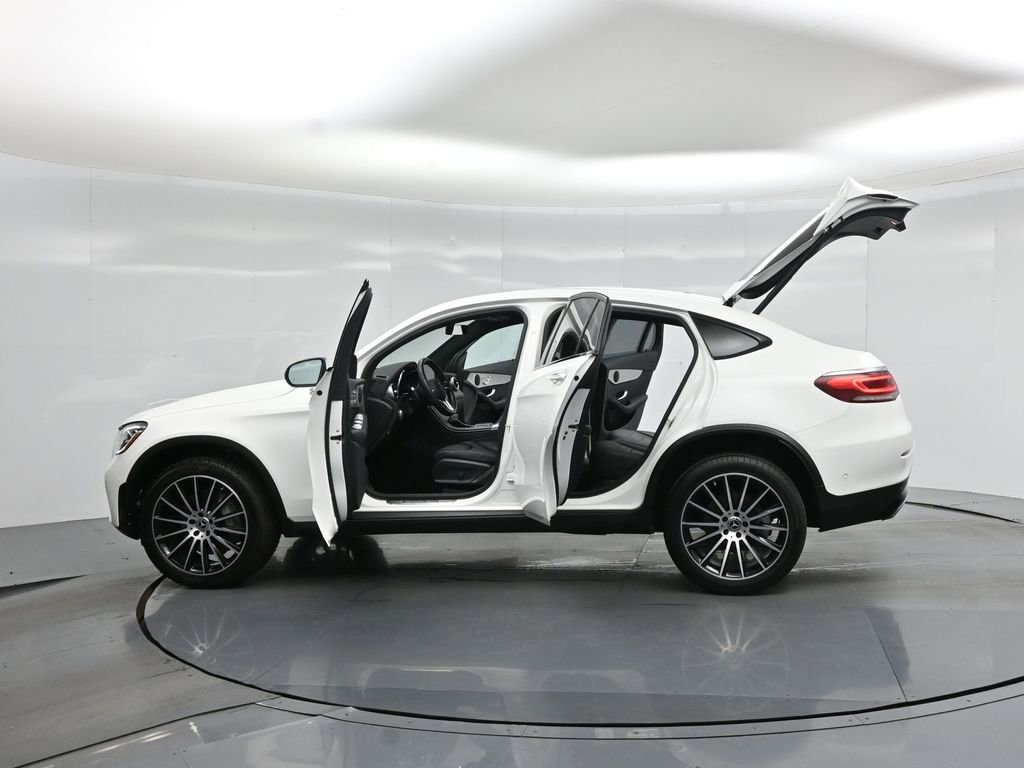 Used 2023 Mercedes-Benz GLC 300 4MATIC Coupe image 34