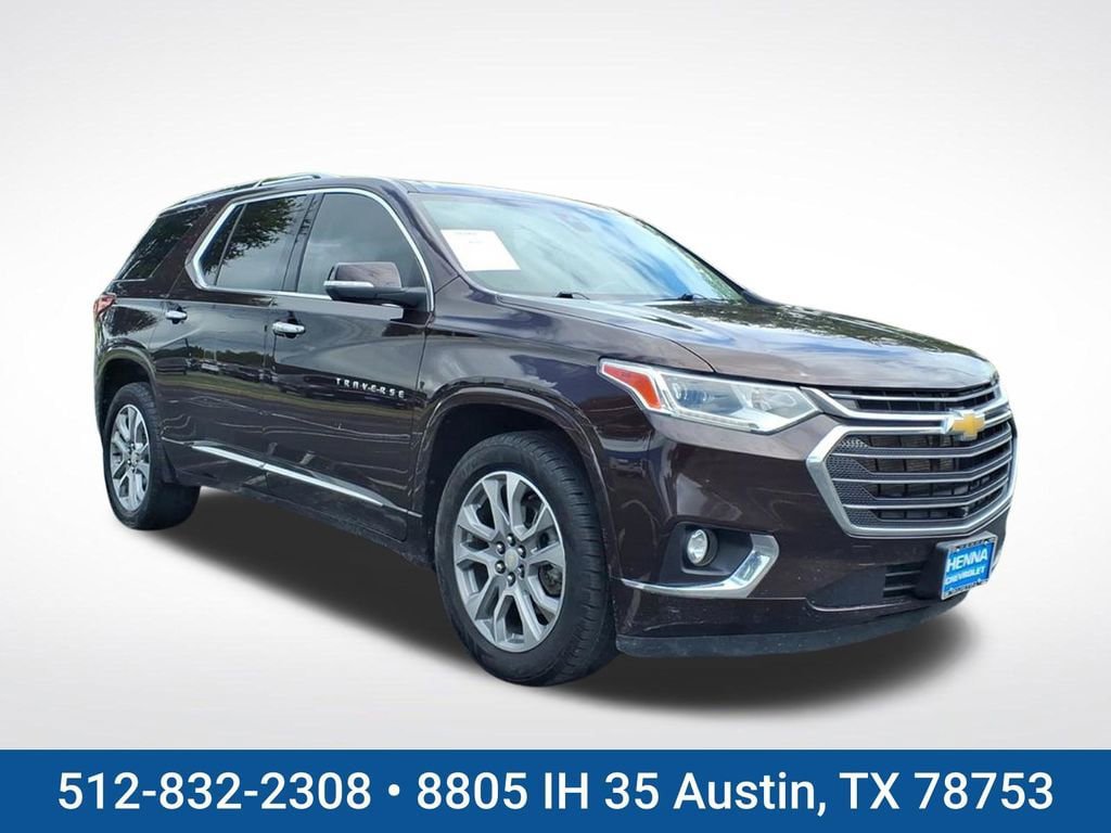 Used 2021 Chevrolet Traverse Premier FWD image 1