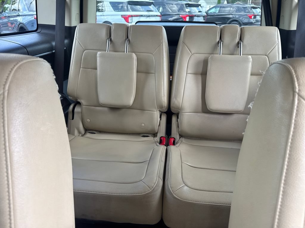 Used 2014 Ford Flex Limited w/ Equipment Group 301A AWD/4WD image 28