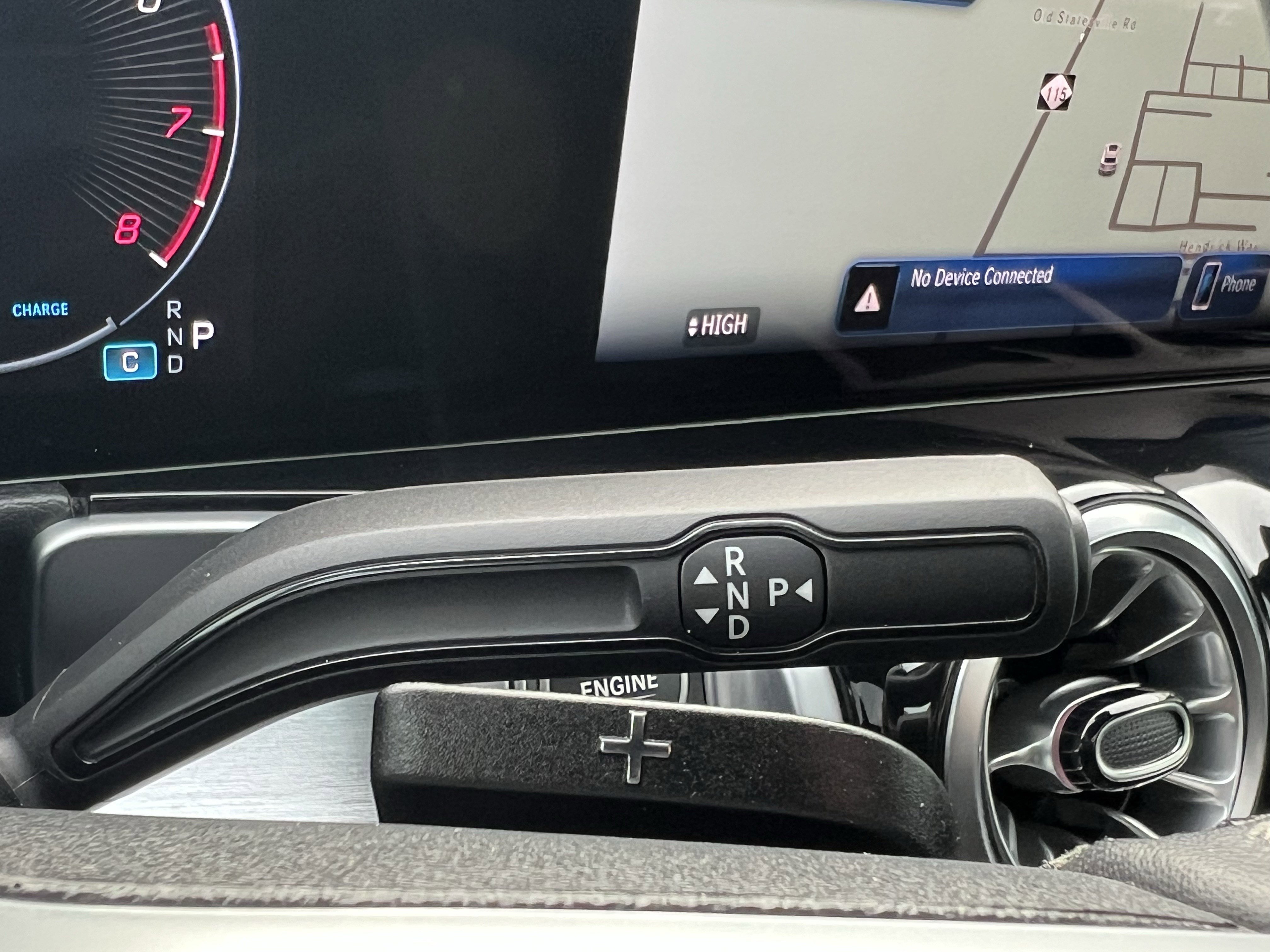 Used 2024 Mercedes-Benz GLB 250 4MATIC image 26