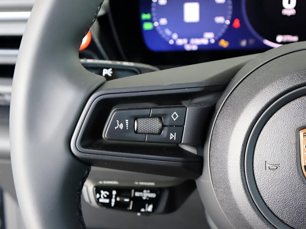 Certified 2025 Porsche Macan 4S Electric image 32