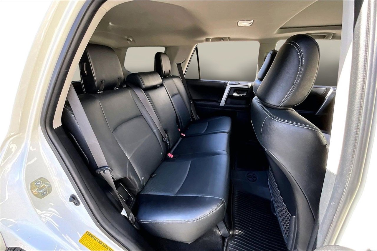 Used 2022 Toyota 4Runner Limited image 25