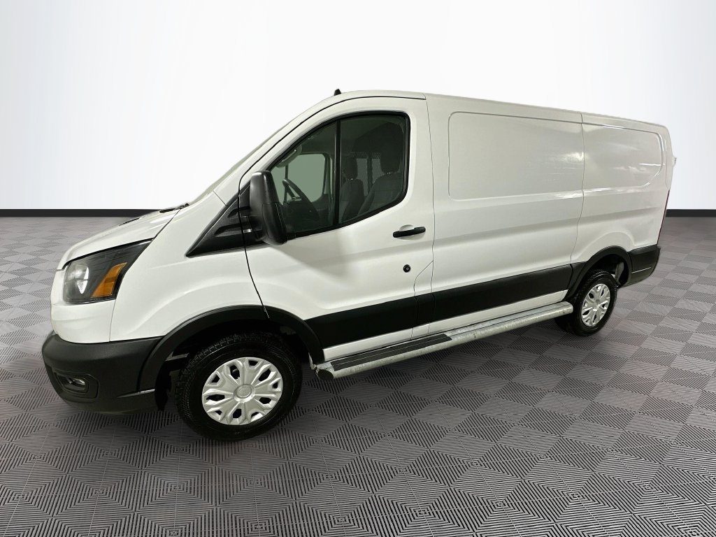 Used 2025 Ford Transit 250 Low Roof w/ Exterior Upgrade Package RWD image 4