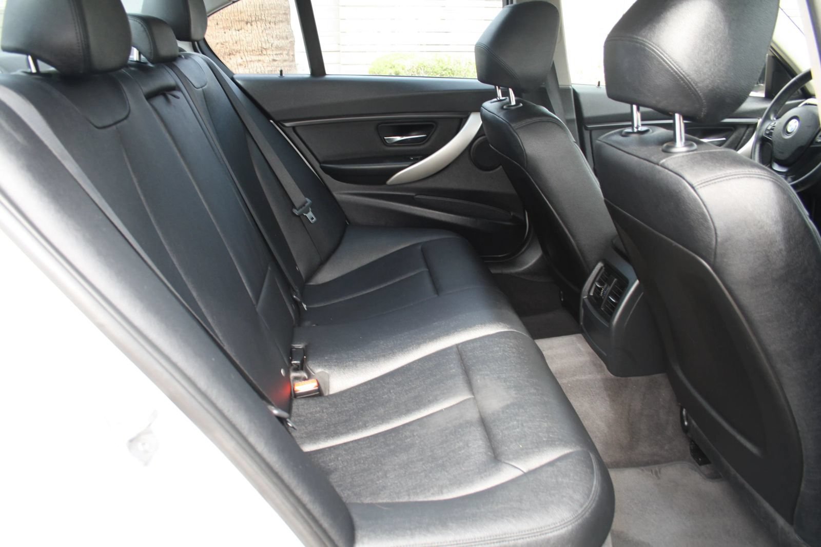 Used 2014 BMW 320i Sedan RWD image 20