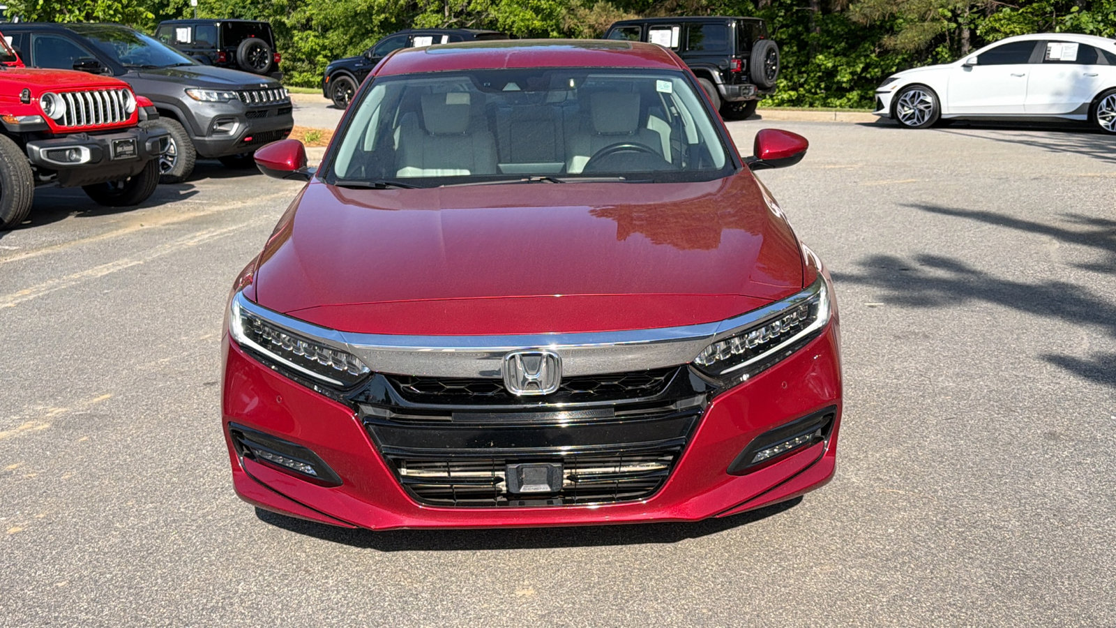 Used 2019 Honda Accord Touring image 3