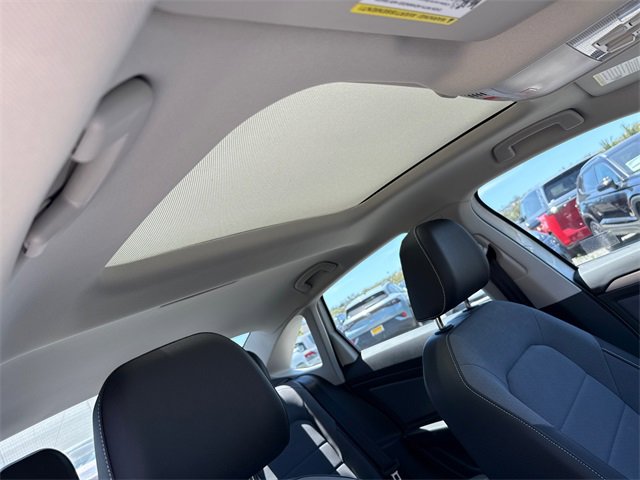 New 2025 Volkswagen Jetta SE image 19