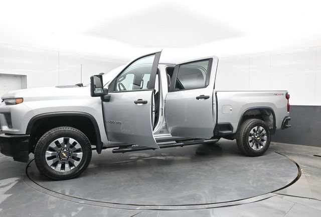Used 2023 Chevrolet Silverado 2500 Custom w/ Gooseneck/5TH Wheel Package image 49